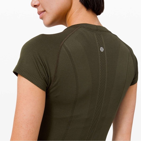 SOLD - Lululemon Swiftly Tech Short Sleeve Crew - Picture 2 of 5